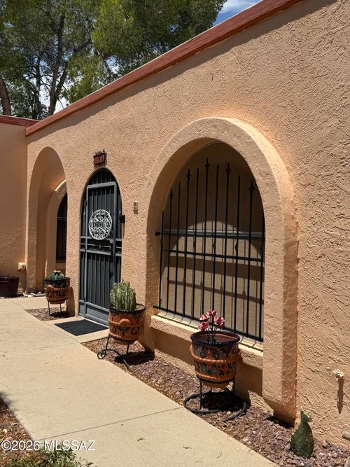 181 W Calle Del Ano, Green Valley, AZ, 85614 | Card Image