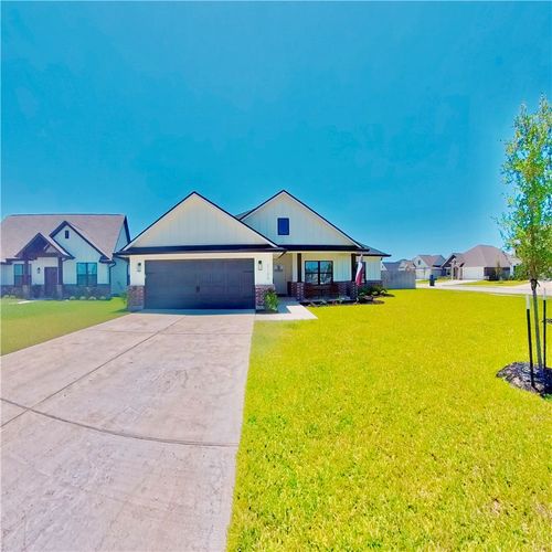 2105 Aleppo Ct, Bryan, TX, 77807-1596 | Card Image
