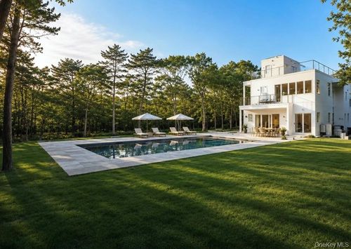 5 Bark Court, East Hampton, NY, 11975 | Card Image