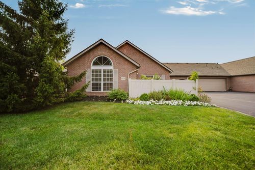 9-4075 Chennin Drive, Columbus, OH, 43230 | Card Image