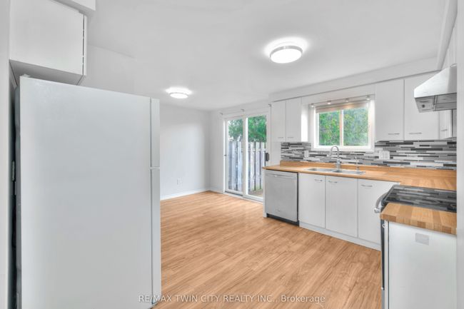 44 Cole Rd, House attached with 3 bedrooms, 2 bathrooms and 3 parking in Guelph ON | Image 12