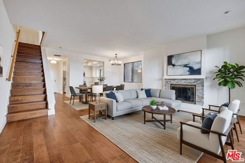 unit-104-8711 Falmouth Ave, Playa del Rey, CA, 90293-8666 | Card Image