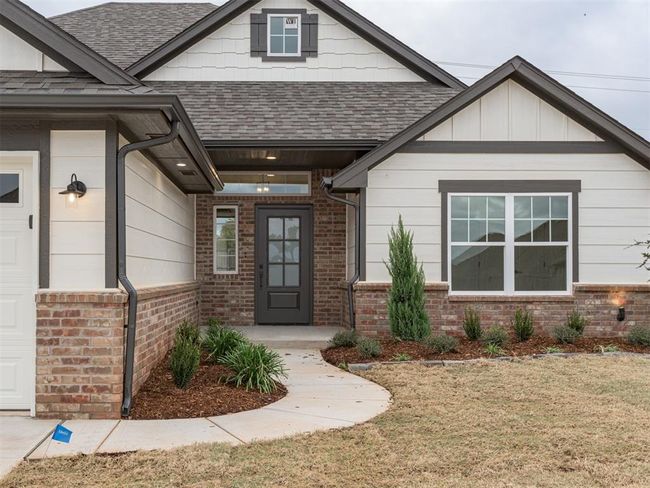 12129 Sw 45 Th Ter, House other with 4 bedrooms, 2 bathrooms and null parking in Mustang OK | Image 4