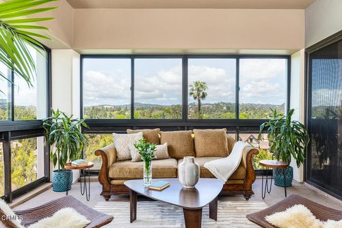 604-10445 Wilshire Boulevard, Los Angeles, CA, 90024 | Card Image