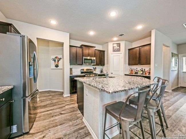 10202 Shadowy Dusk, House other with 6 bedrooms, 4 bathrooms and null parking in Schertz TX | Image 8