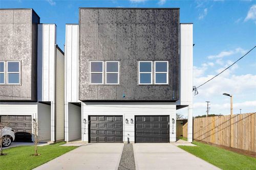 b-7719 Orebo St, Houston, TX, 77088-5847 | Card Image