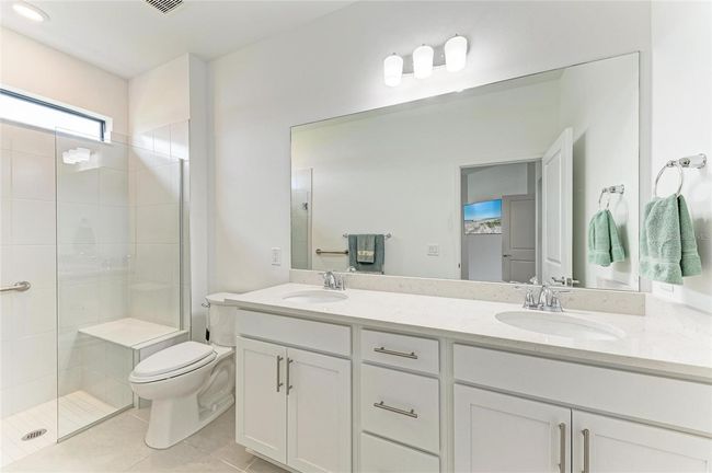 14672 Misty Pond Loop, House other with 2 bedrooms, 2 bathrooms and null parking in NOKOMIS FL | Image 33
