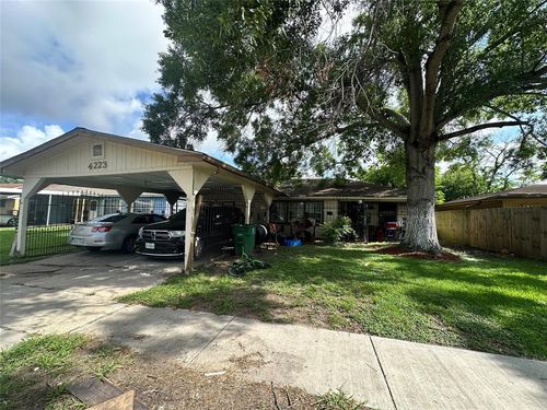 4223 Madden Ln, Houston, TX, 77047-1825 | Card Image