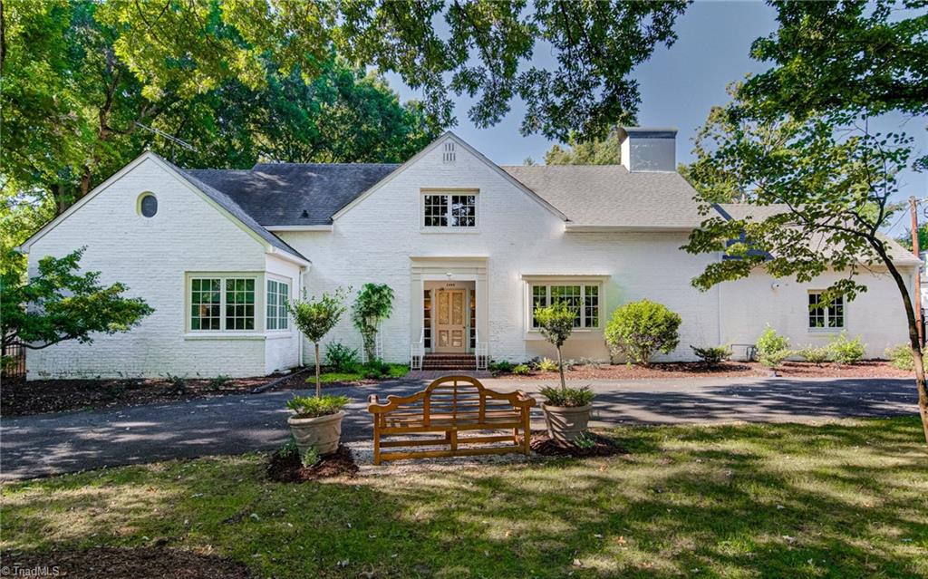 Warwick Rd, Winston Salem, NC 27104