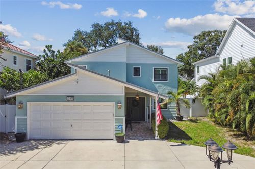 3911 W Swann Ave, Tampa, FL, 33609-4432 | Card Image