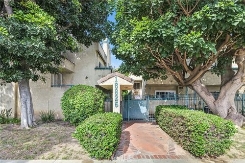 16825 Passage Ave, Paramount, CA, 90723-5671 | Card Image