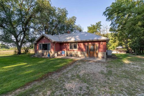 2527 Morgan Trl, Anthon, IA, 51004-8130 | Card Image