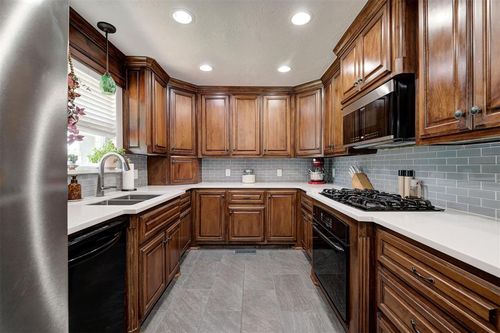 2508 Osborne Dr, Norman, OK, 73069-5029 | Card Image