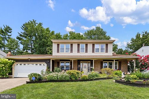 231 E Seneca Dr, NEWARK, DE, 19702-1929 | Card Image