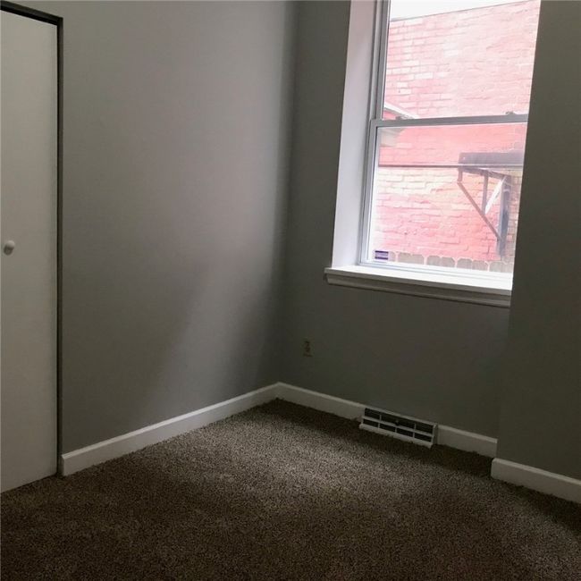 102 - 1209 W North Ave, Condo with 2 bedrooms, 1 bathrooms and null parking in Manchester PA | Image 8