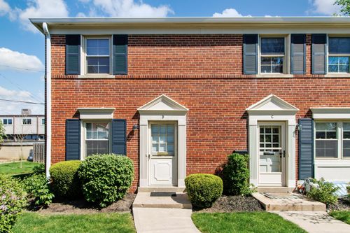 d-1845 Courtside Dr, Columbus, OH, 43232 | Card Image
