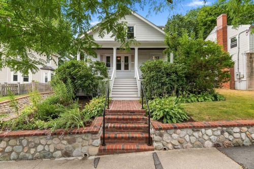 42 Brucewood St, Boston, MA, 02132-1304 | Card Image