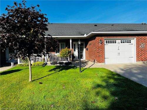 81 Redford Dr, Exeter, ON, N0M1S3 | Card Image