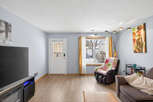 15749 Fjord Ave, Apple Valley, MN, 55124-5878 | Card Image