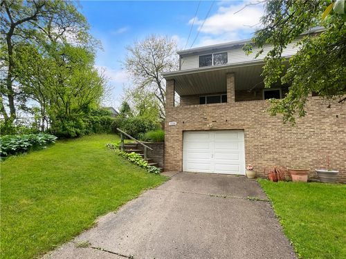 1326 Hassler St, Pittsburgh, PA, 15220-5014 | Card Image