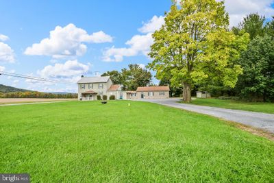 9604 Dry Bridge Road, House other with 7 bedrooms, 3 bathrooms and null parking in EMMITSBURG MD | Image 3