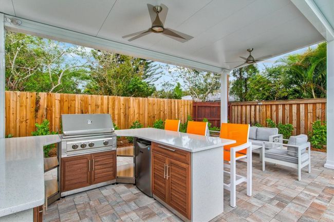 2473 Davis Blvd, House other with 3 bedrooms, 2 bathrooms and null parking in Sarasota FL | Image 63