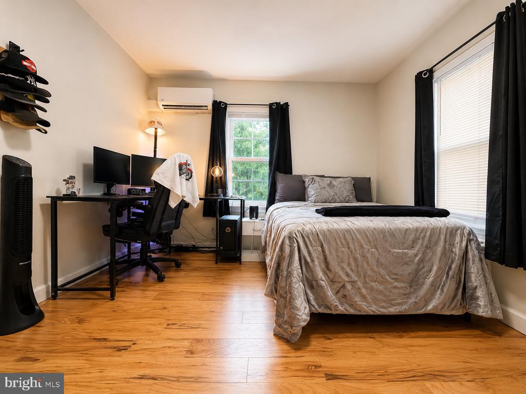 Residential in MILL HALL 2