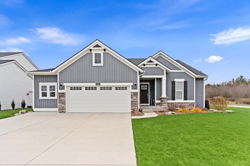 13697 Harrington Landing, Holland, MI, 49424 | Card Image