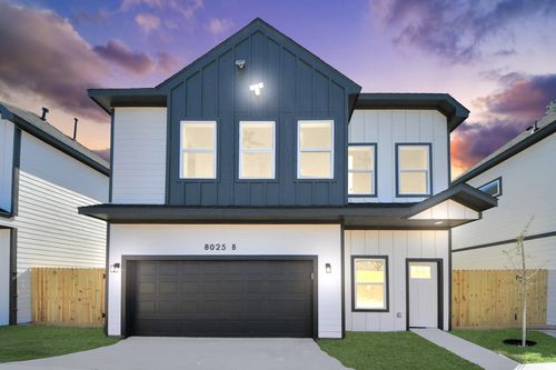 b-8025 Peachtree St, Houston, TX, 77016-6415 | Card Image