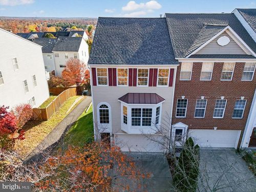 18474 Sierra Springs Sq, LEESBURG, VA, 20176-1253 | Card Image