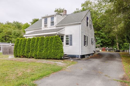 246 Winthrop St, Rehoboth, MA, 02769-1822 | Card Image