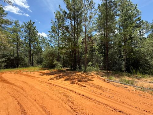 39 Clearwater Dr, DeFuniak Springs, FL, 32433 | Card Image