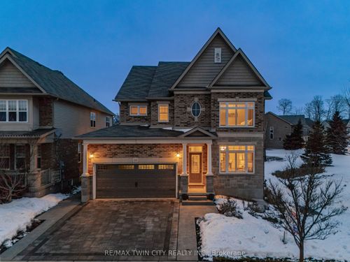 107 Janine St, Kitchener, ON, N2A4M1 | Card Image