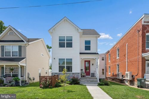 328 Madison St, FREDERICK, MD, 21701-6396 | Card Image