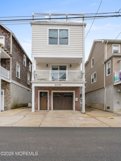 11 Center St, Sea Bright, NJ, 07760-2211 | Card Image
