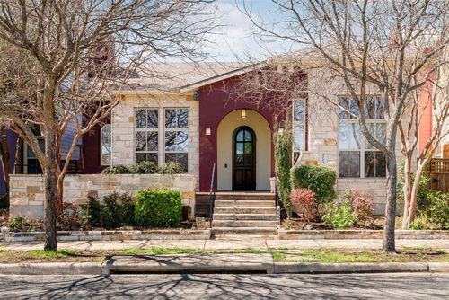 4004 Pinckney St, Austin, TX, 78723-5397 | Card Image