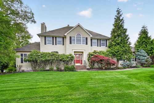 14 Windmill Ln, Warwick, NY, 10990-2533 | Card Image