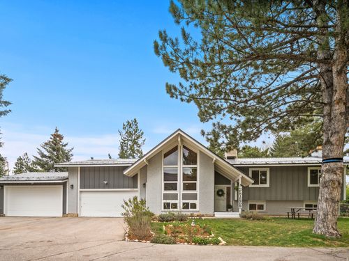 3260 N River Dr, Eden, UT, 84310-9501 | Card Image