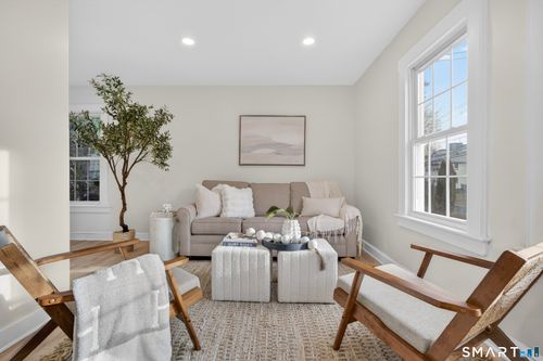 190 W Main St, Milford, CT, 06460-2518 | Card Image