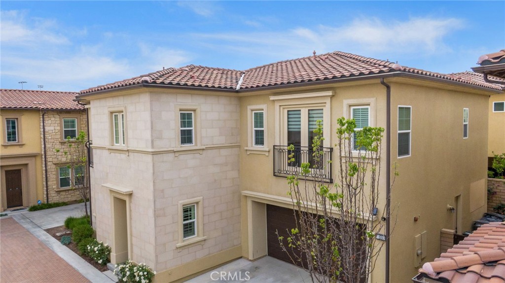 Residential in Lake Forest 2