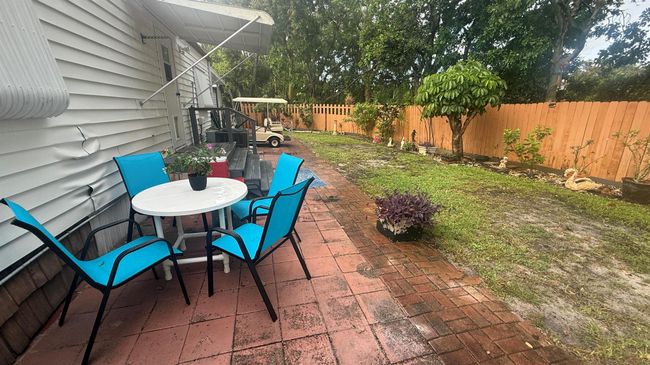 7289 Se Eagle Ave, House other with 3 bedrooms, 2 bathrooms and null parking in Hobe Sound FL | Image 35