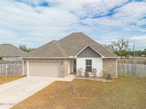 3 Boland Cv, Long Beach, MS, 39560-5654 | Card Image