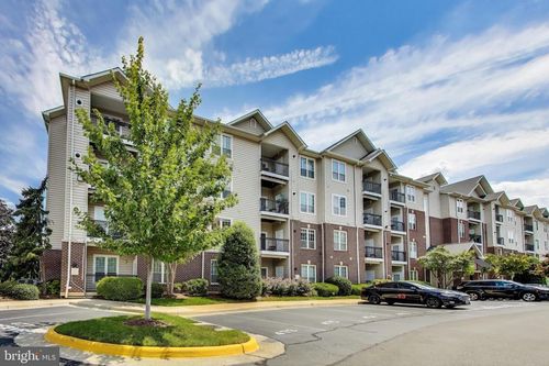 unit-6208-1571 Spring Gate Dr, MCLEAN, VA, 22102-3435 | Card Image