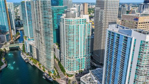 t-3509-300 S Biscayne Blvd, Miami, FL, 33131-5312 | Card Image