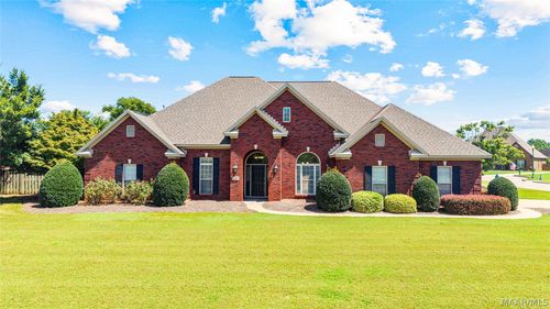 8497 Rockbridge Cir, Montgomery, AL, 36116-8811 | Card Image