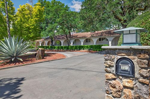 529 Michael Drive, Sonoma, CA, 95476 | Card Image