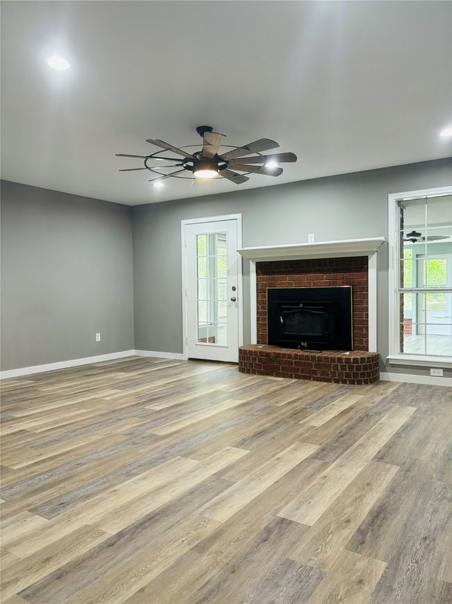 11746 County Road 352 E, House other with 3 bedrooms, 2 bathrooms and null parking in Henderson TX | Image 12