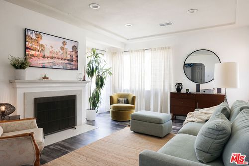 1916 W 94th Pl, Los Angeles, CA, 90047 | Card Image