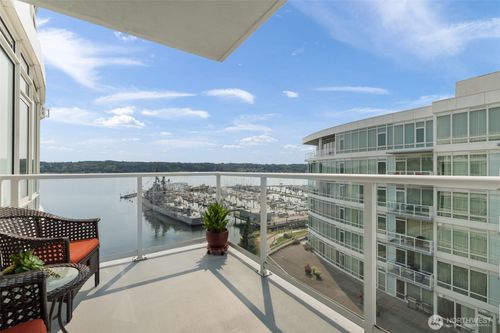 unit-504-360 Washington Ave, Bremerton, WA, 98337-1871 | Card Image