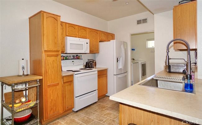 1724 - 41410 Juniper St, Condo with 2 bedrooms, 2 bathrooms and 1 parking in Murrieta CA | Image 11